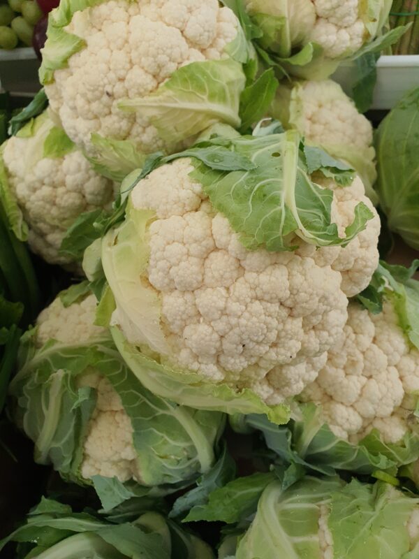 Coliflor fresca en Frutas Martha